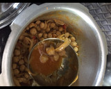 மீல் மேக்கர் கிரேவி சிக்கன் கிரேவிஸ்டைல்(vegசாப்பிடுபவர்களுக்கு)(meal maker gravy recipe in tamil) ரெசிபி ஸ்டேப் 5 புகைப்படம்