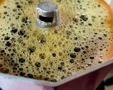 صورة لخطوة 2 من وصفة قهوة بالحليب