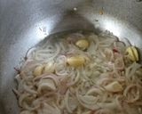 A picture of step 1 of Chicken methi.
