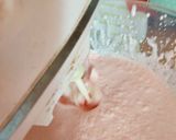 A picture of step 5 of My keto sugar free strawberry jelly/jello fluff/mousse 🍓🍨.