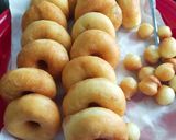 Foto langkah ke 7 dari resep Donut Kentang Empuk Lembut White Ring.