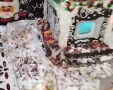 Foto del paso 12 de la receta: Mi casita de jengibre, chocolate y glasé!!🏠🎄🎄🎇