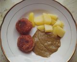 Sóskafőzelék, főtt krumpli, krumplifasírt recept fázis 4 fotója