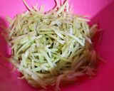 Foto langkah ke 1 dari resep Tumis Labu Siam Tahu.