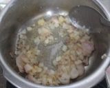 A picture of step 3 of Pasipayar green gram gravy.