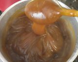 A picture of step 5 of Ongol-ongol (mung bean cake with coconut).
