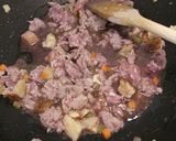 A picture of step 4 of Garganelli con ragù di salsiccia e porcini.