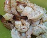 Foto del paso 2 de la receta: Langostinos empanados con Coco