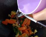 Foto langkah ke 4 dari resep Orak Arik Buncis Wortel.