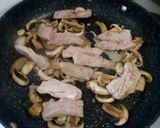 Foto del paso 3 de la receta: Solomillo con champiñones