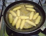Foto langkah ke 4 dari resep Stik kentang kriuk diluar lembut didalam.