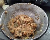 A picture of step 2 of Indo Chinese open paratha.