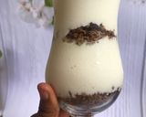 A picture of step 1 of Granola parfait.