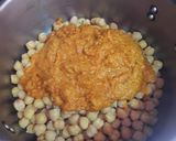 Foto del paso 21 de la receta Garbanzos con bacalao y toque de aceite de perejil y ajo