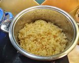Káposztás kocka szalonnával, tejföllel recept fázis 3 fotója