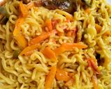 A picture of step 4 of Noodles with veggies.