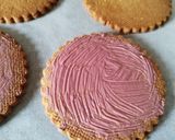 Une image de l'étape 1 de Panna cotta ganache pâte à tartiner au biscuit rose.