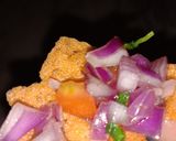 A picture of step 3 of Masala papad.