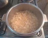 Foto del paso 5 de la receta: Tarta sin harina de cebollas y champiñones con masa de papas, arroz 🥔🧅🍄🍚