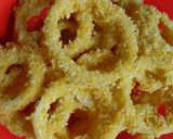 Foto langkah ke 6 dari resep Kriuk Onion Ring.
