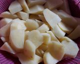 Foto langkah ke 1 dari resep Kentang Jamur Masak Kecap.