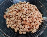 Foto langkah ke 3 dari resep Kacang Pedas Manis Thailand.