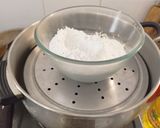 Foto langkah ke 3 dari resep Kue Putu Bambu.