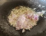 A picture of step 2 of Lasooni Methi Mogri Sabzi - Green Radish Pods Curry.