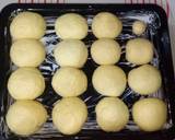 Egg Yolk Potato Bread langkah memasak 5 foto