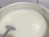Pudding Selasih with Fiber Creme