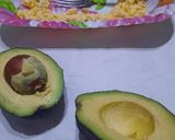Foto del paso 2 de la receta: La pastita salvadora (palta, huevo y queso crema)