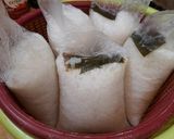 Foto langkah ke 7 dari resep Ketupat Bungkus Plastik (Metode 5.30.7).