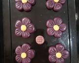 Foto langkah ke 5 dari resep Flower Cookies.