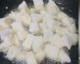 A picture of step 5 of Masala Idli.