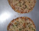 صورة لخطوة 2 من وصفة بيتزا 🍕