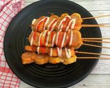 Foto langkah ke 4 dari resep Sate roti sosis.