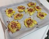 Foto del paso 2 de la receta: Patatas baby con tacos de jamón