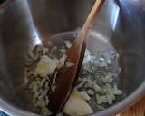 Medvehagyma-krémleves fenyőmaggal recept lépés 1 foto