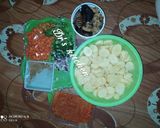 A picture of step 1 of Irish potatoes veggie porridge.