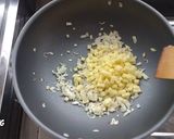 Foto langkah ke 1 dari resep Martabak mini isi sarden.