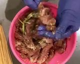A picture of step 3 of Chargrilled pork neck with vermicelli noodles.