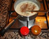 Foto del paso 4 de la receta Lonchas de pollo, champiñones y salsa de bechamel