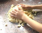 Foto del paso 4 de la receta: Galletitas de manteca fáciles con glasé real