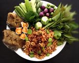 รูปขั้นตอนการทำที่ 3 ของ ข้าวคลุกน้ำพริกนรก & สะตอ