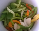 Foto del paso 2 de la receta: Filetes de pescado en salsa de clamato y cerveza (olla de cocción lenta-crockpot)