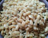Foto langkah ke 3 dari resep Empuknya kacang bawang ni....😳.