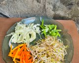 Foto langkah ke 2 dari resep Kwetiau Goreng Yamin.