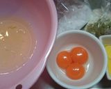 Foto langkah ke 1 dari resep Matcha sponge cake.
