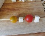 Une image de l'étape 3 de 🍅 Brochettes tomates mozzarella!! 🍅.