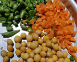 கோதுமை ரவா கிச்சடி (Kothumai ravai kichadi recipe in tamil) ரெசிபி ஸ்டேப் 4 புகைப்படம்